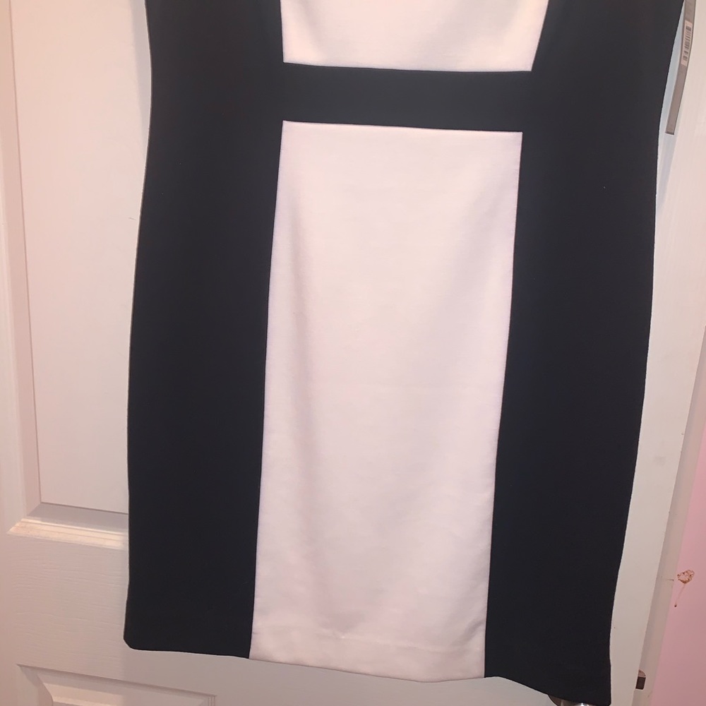 Black and White Dress - Picture 2 of 2